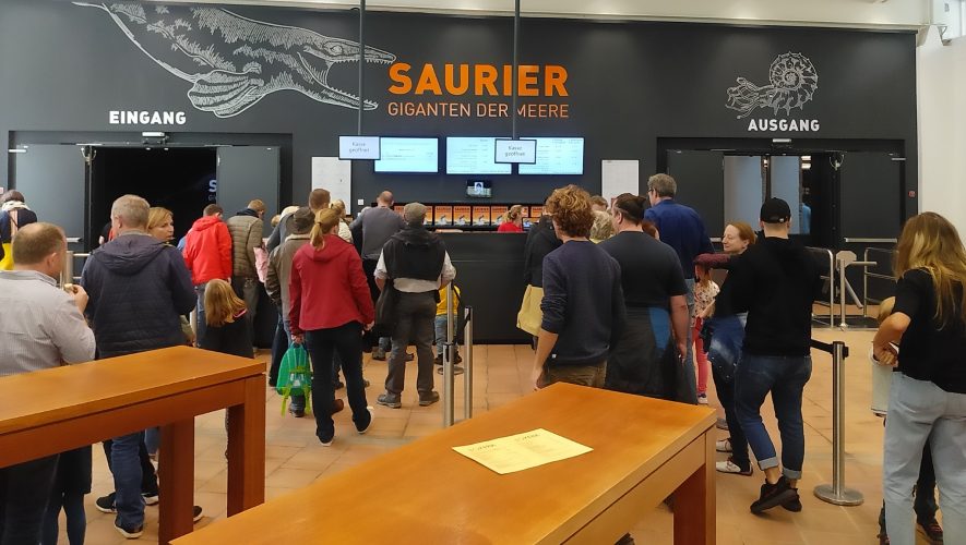 Ausflugtipp: Saurier - Giganten der Meere. Im Rosenheimer Lokschuppen